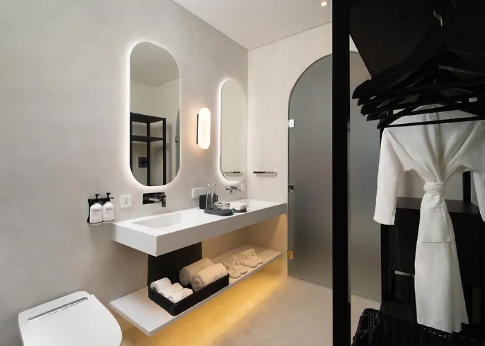 The Arc House * Canggu (Bali)